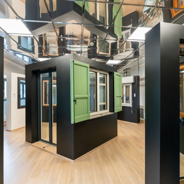 Showroom 9