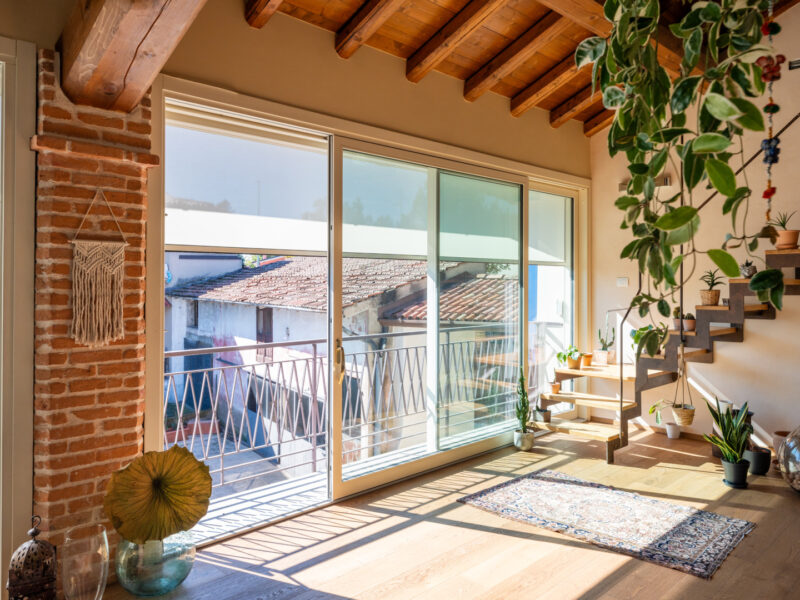 Casa a Passirano - Serramenti Evo 70 in Abete Laccato